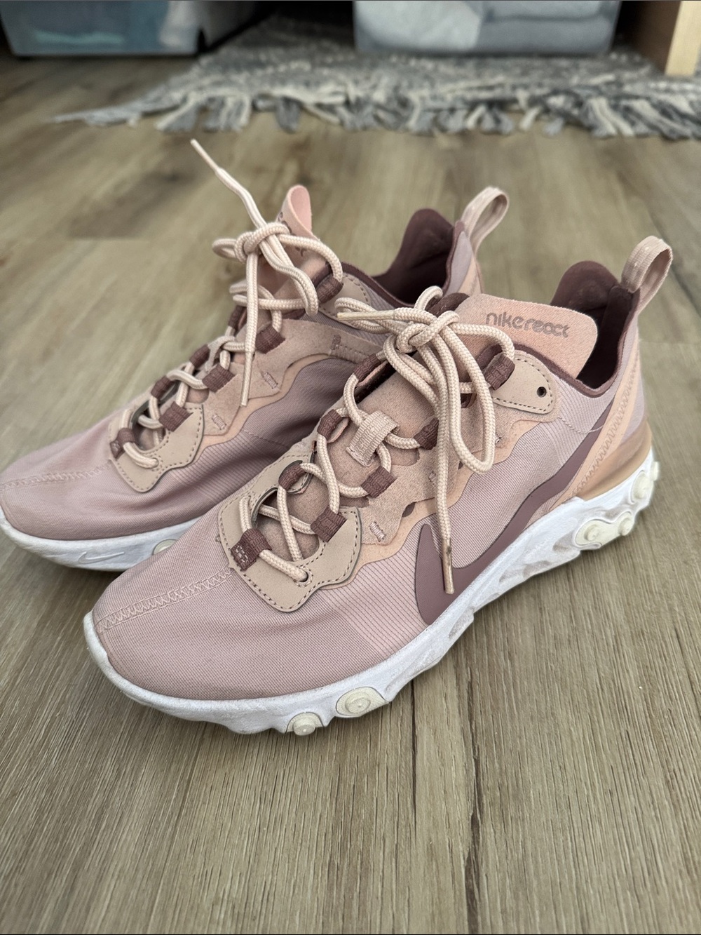 Nike React Element 55 Women's Pink Sneakers size 7.5